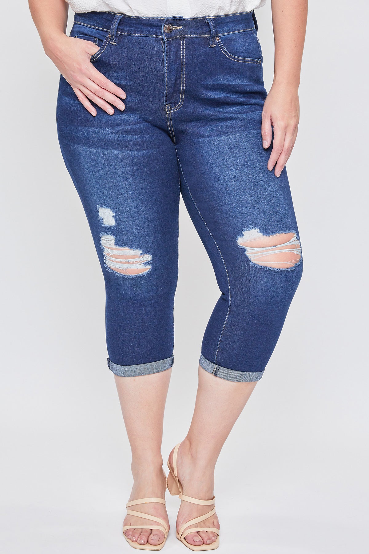 Missy Mid-Rise Hi-Low Frayed Hem Cropped Jean Pack Of 12 from Royalty for Me