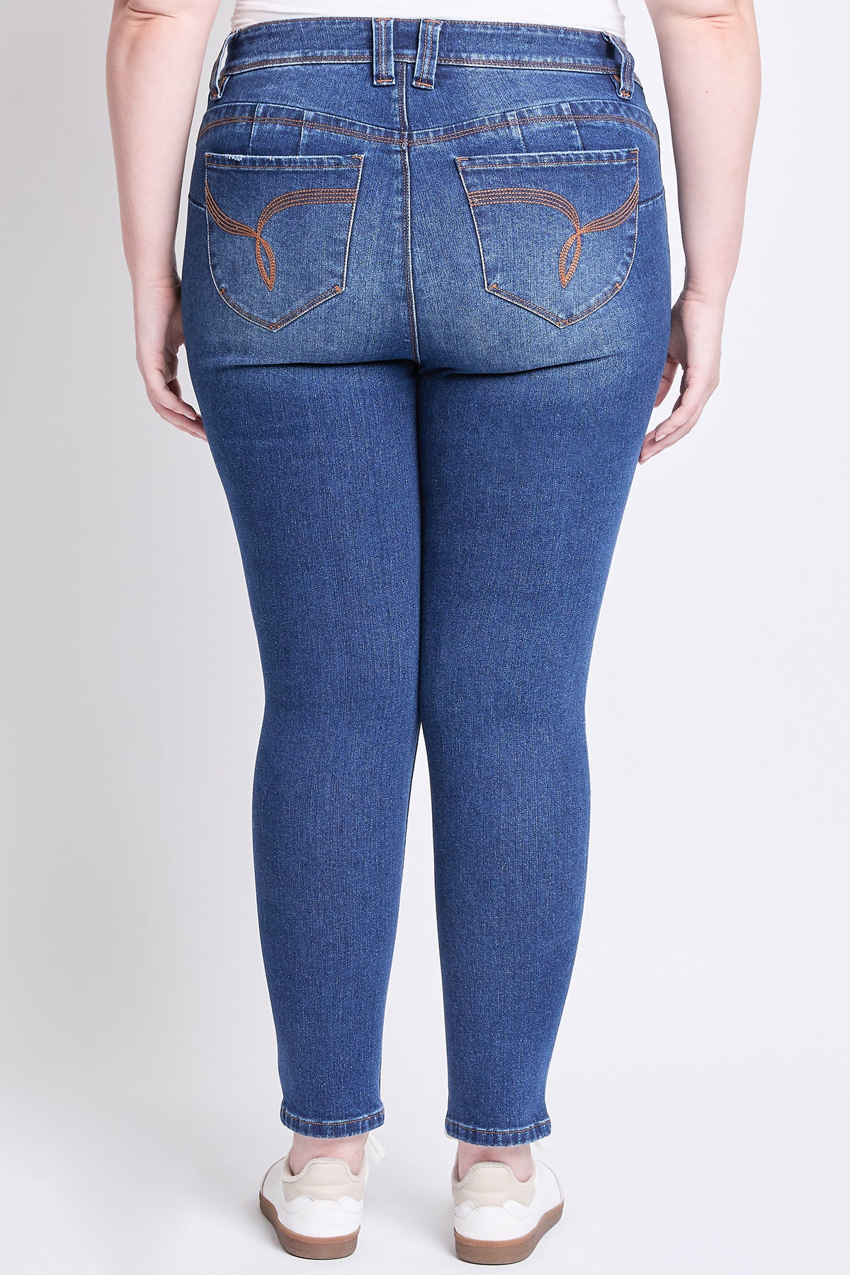 Plus WannaBettaButt Mid Rise Embroidered Skinny Jean