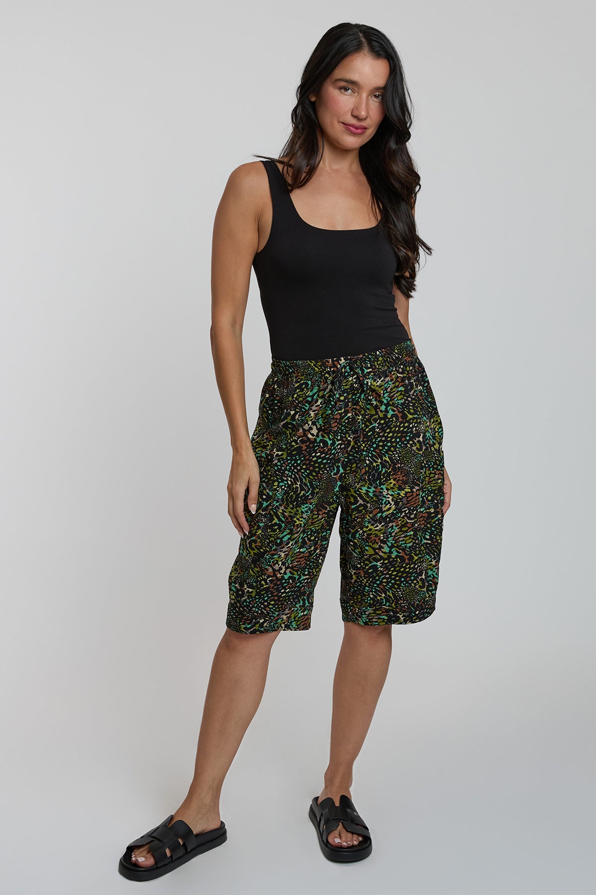 Women Elastic Waist Bermuda With Patch Pockets, Pack of 6