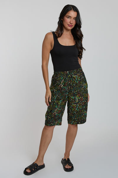 Women Elastic Waist Bermuda With Patch Pockets, Pack of 6