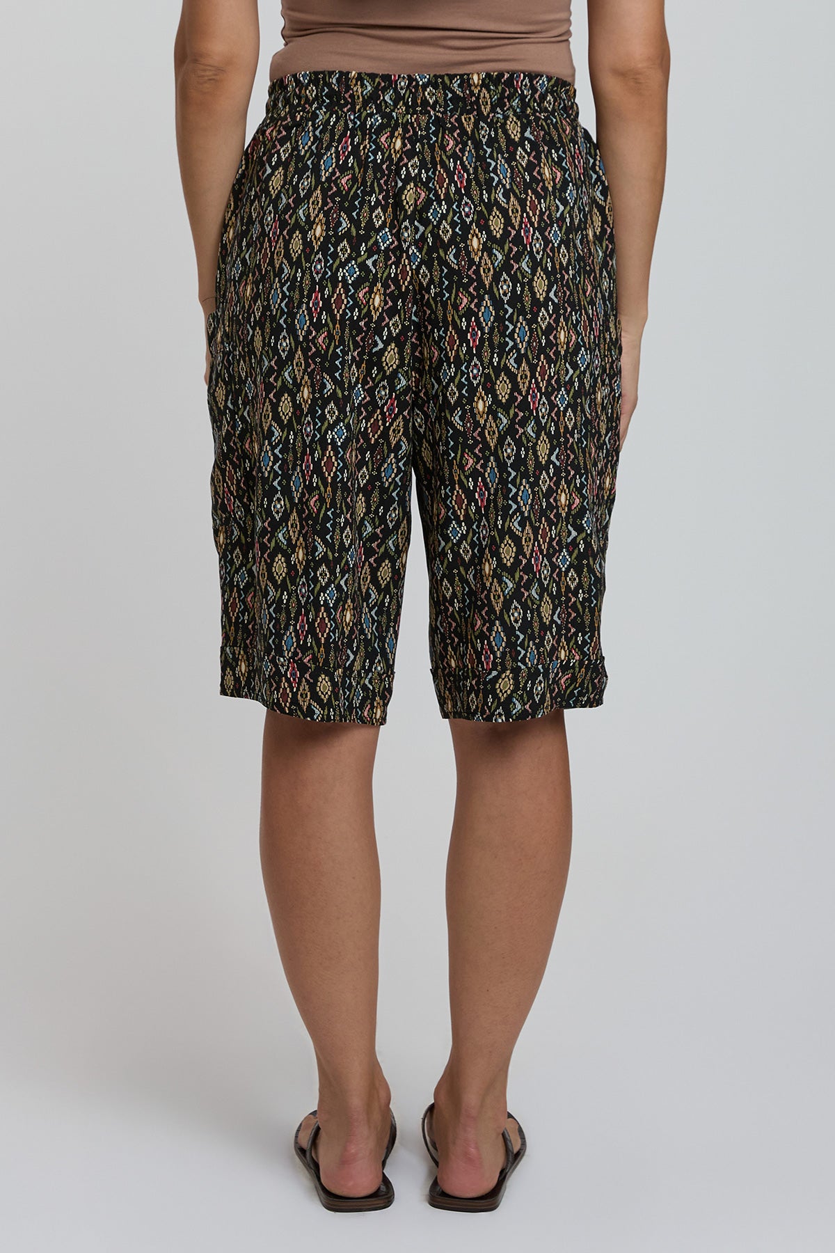 Women Elastic Waist Bermuda With Patch Pockets, Pack of 6