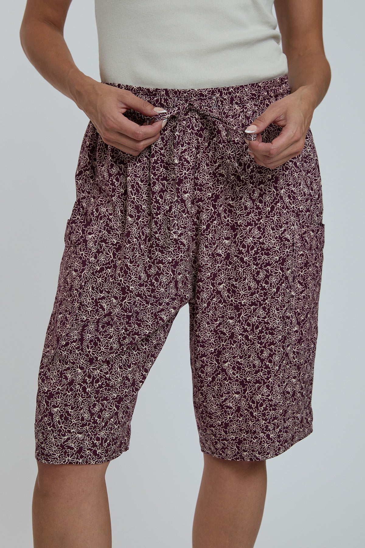 Women Elastic Waist Bermuda With Patch Pockets, Pack of 6