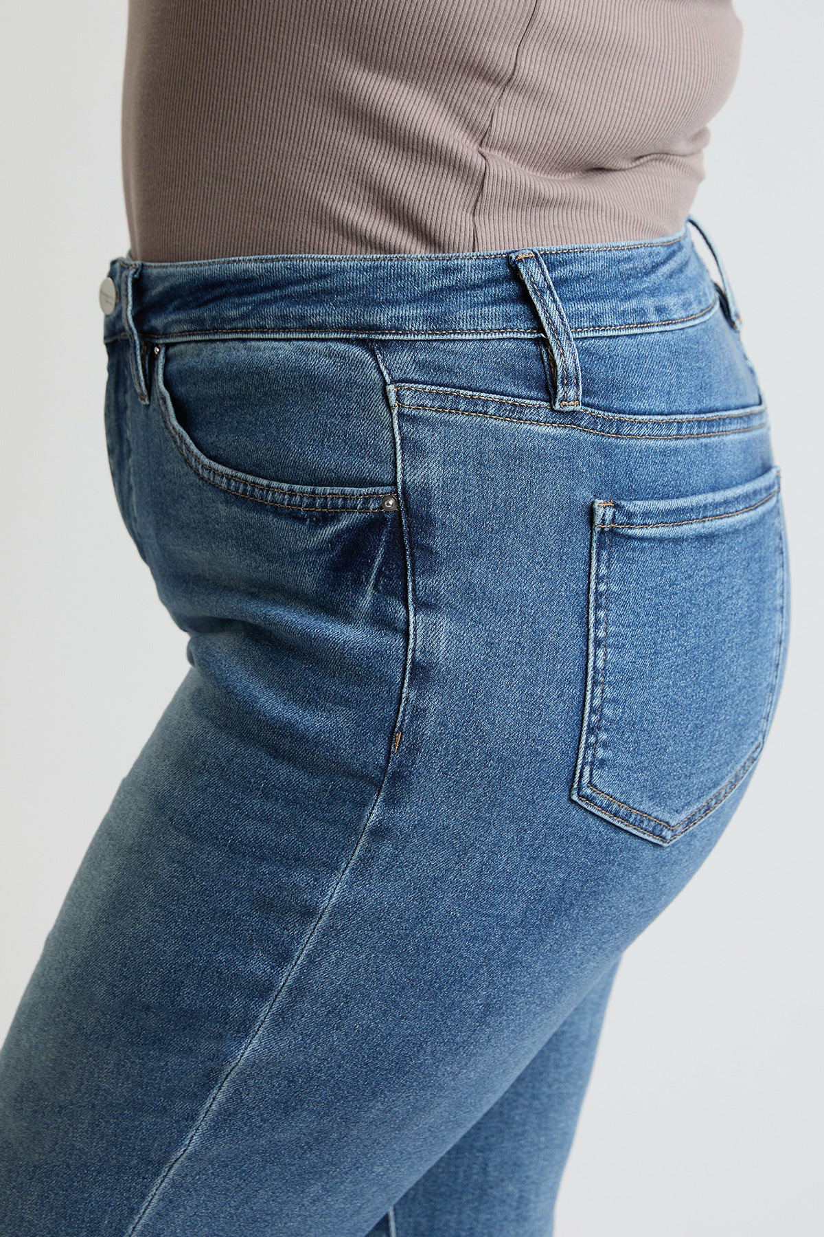 Plus High Rise Premium Stretch Cuff Capri, Pack of 6