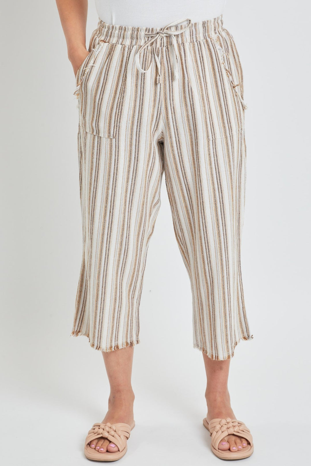 【I AM MARI】Miyu Half Slit Three Quarter Capri Pants Women's Navy Textured Pinstripe Slim Crop Pant | ME+EM