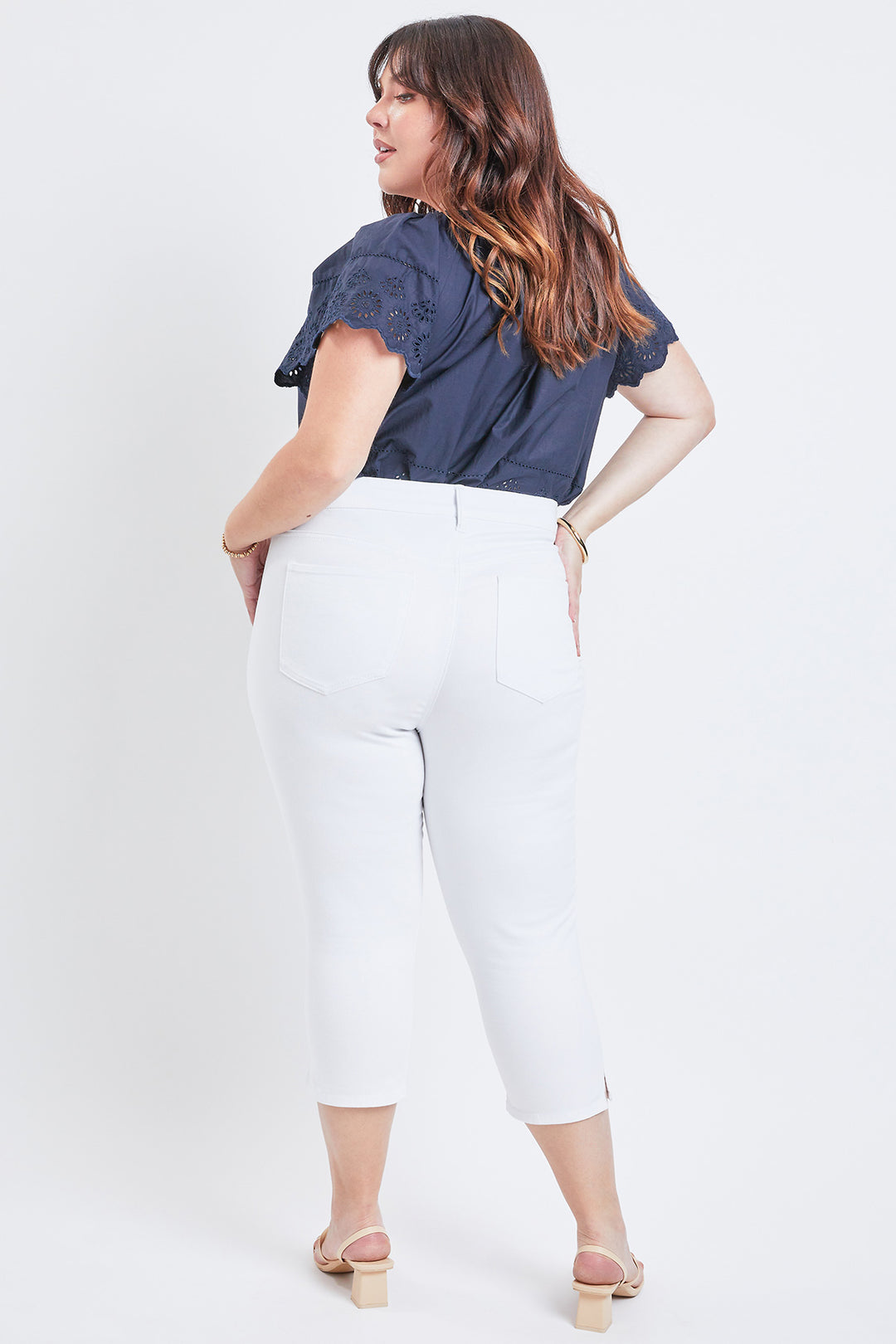 Missy Plus Size Curvy 1-Button High-Rise Side Slit Hem Capri, Pack