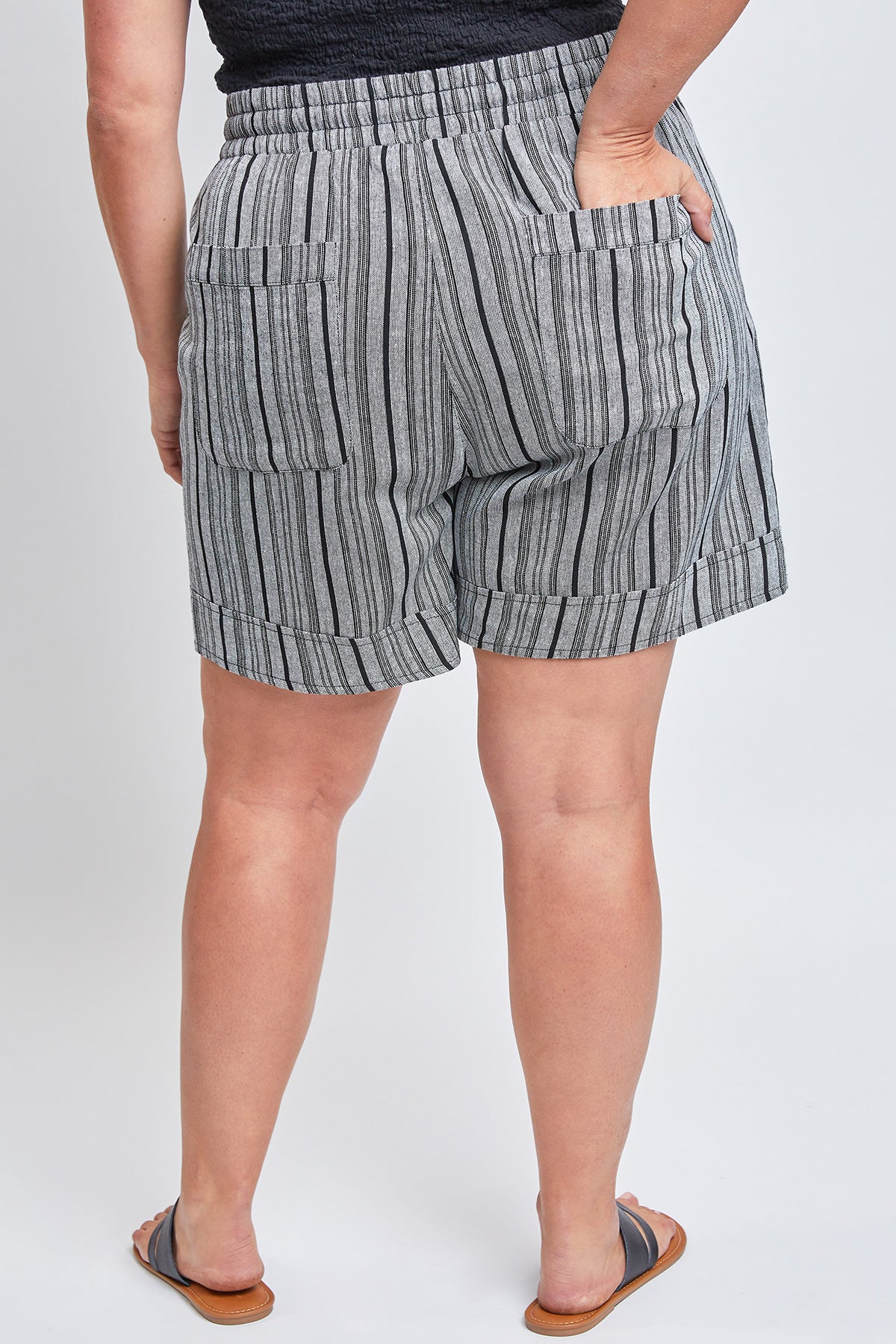 Missy Plus Size Cuffed Linen Shorts With Porkchop Pockets 6 Pack